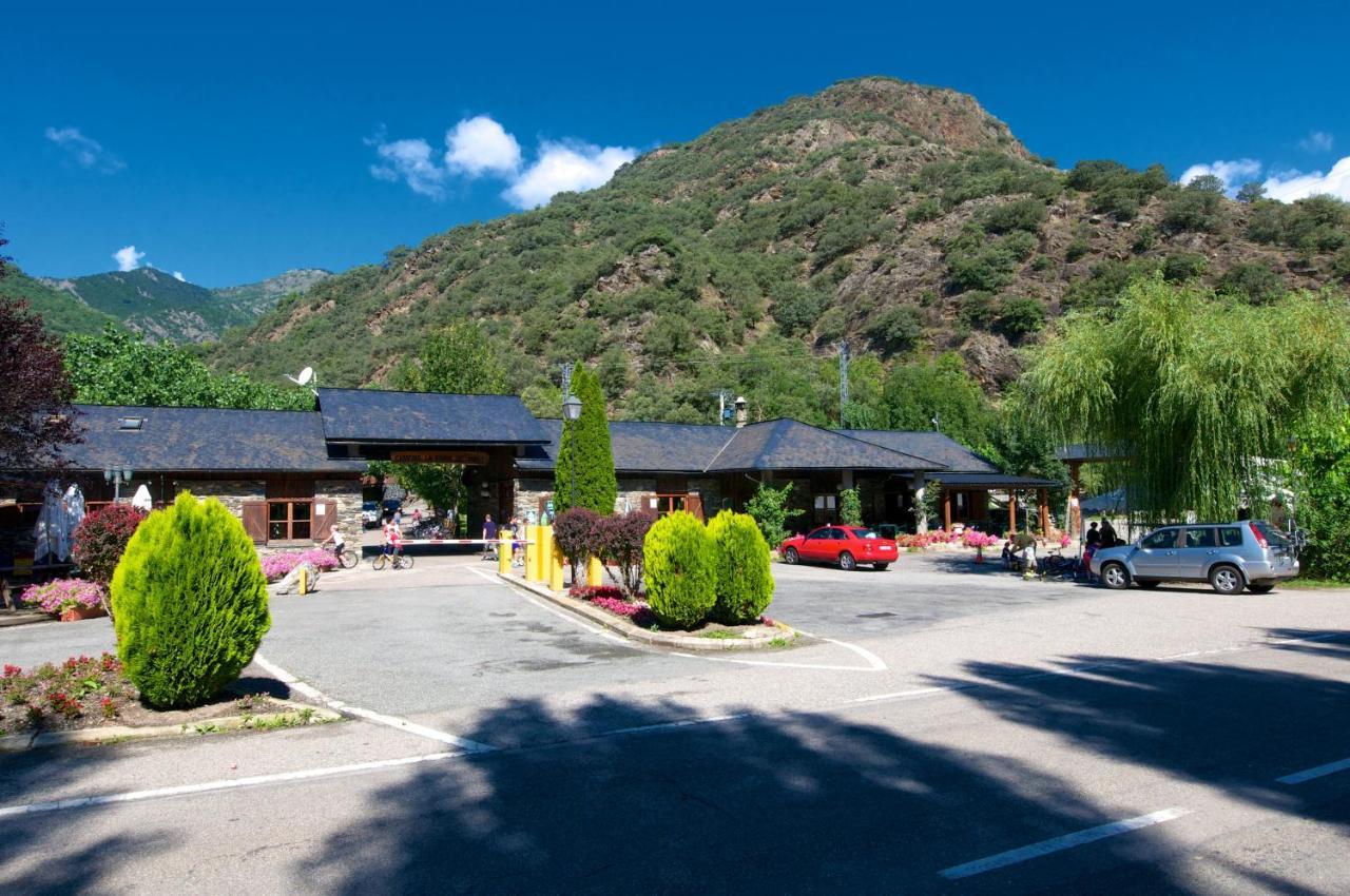 Camping Bungalows La Borda Del Pubill Ribera de Cardós Buitenkant foto