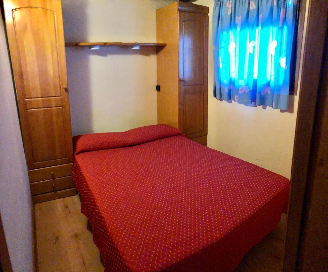 Camping Bungalows La Borda Del Pubill Ribera de Cardós Buitenkant foto