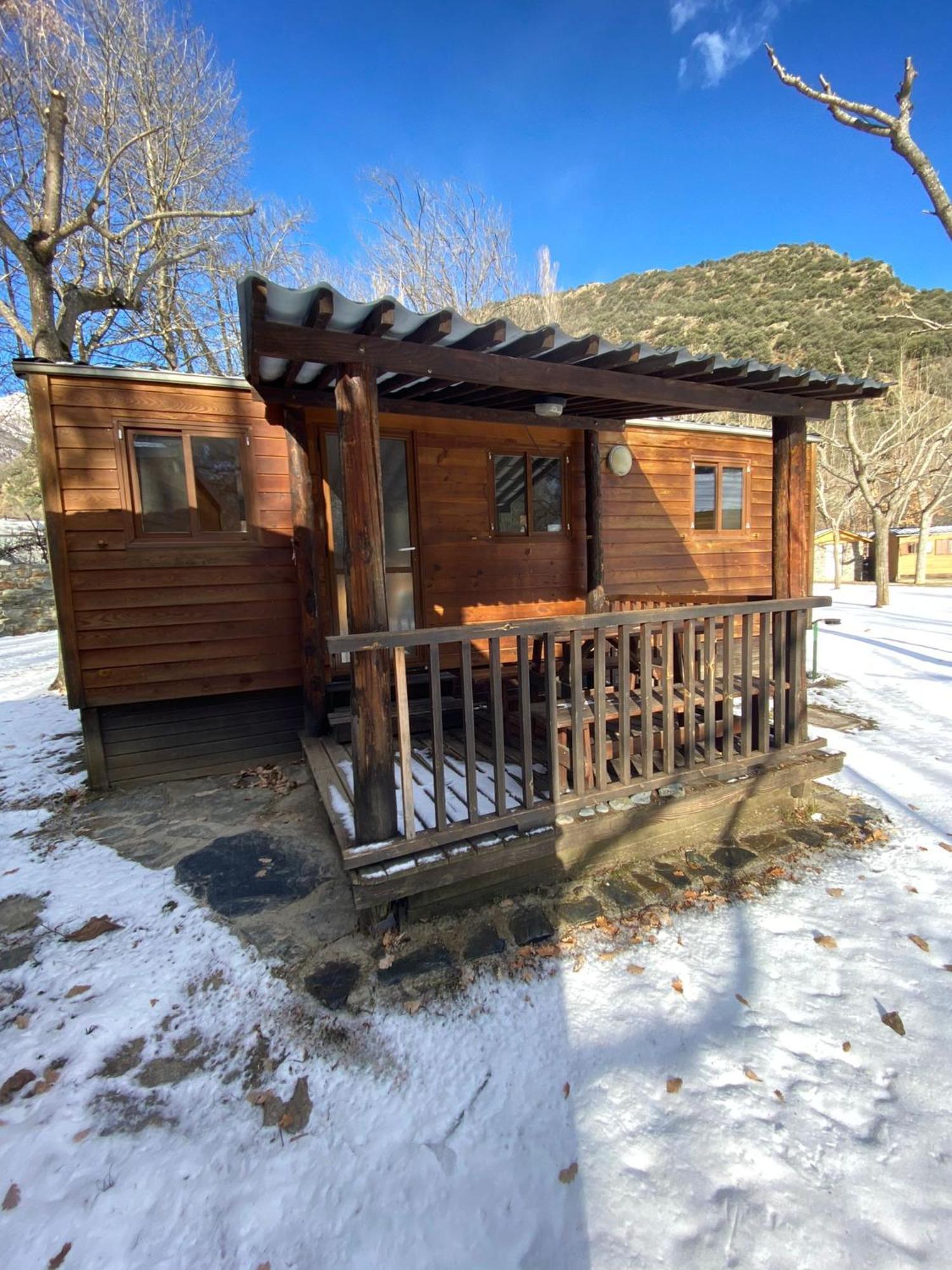 Camping Bungalows La Borda Del Pubill Ribera de Cardós Buitenkant foto