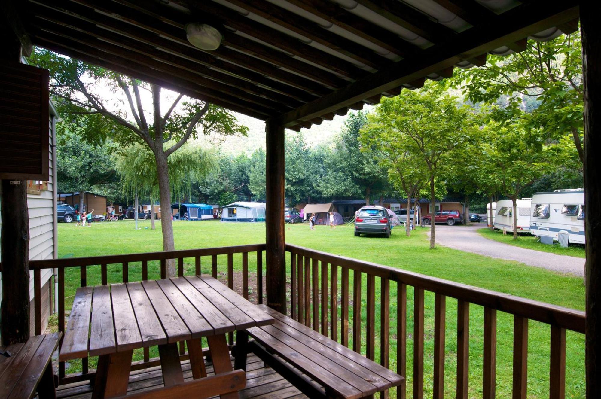 Camping Bungalows La Borda Del Pubill Ribera de Cardós Kamer foto