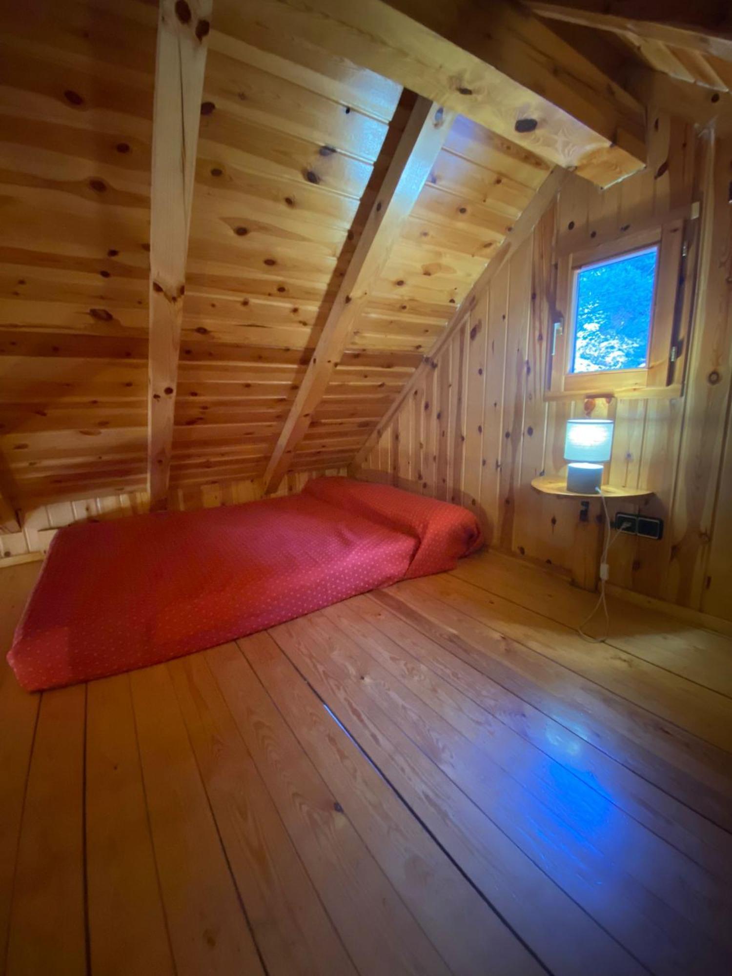 Camping Bungalows La Borda Del Pubill Ribera de Cardós Buitenkant foto
